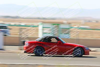 media/Oct-09-2022-Extreme Speed (Sun) [[a34e269be1]]/1-Red/session 2 turn 11/